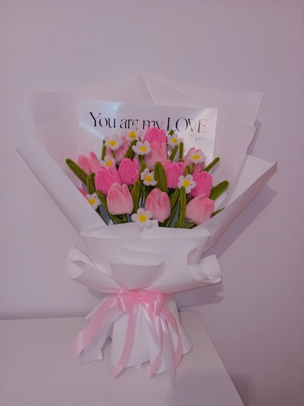 Buchet lalele roz
