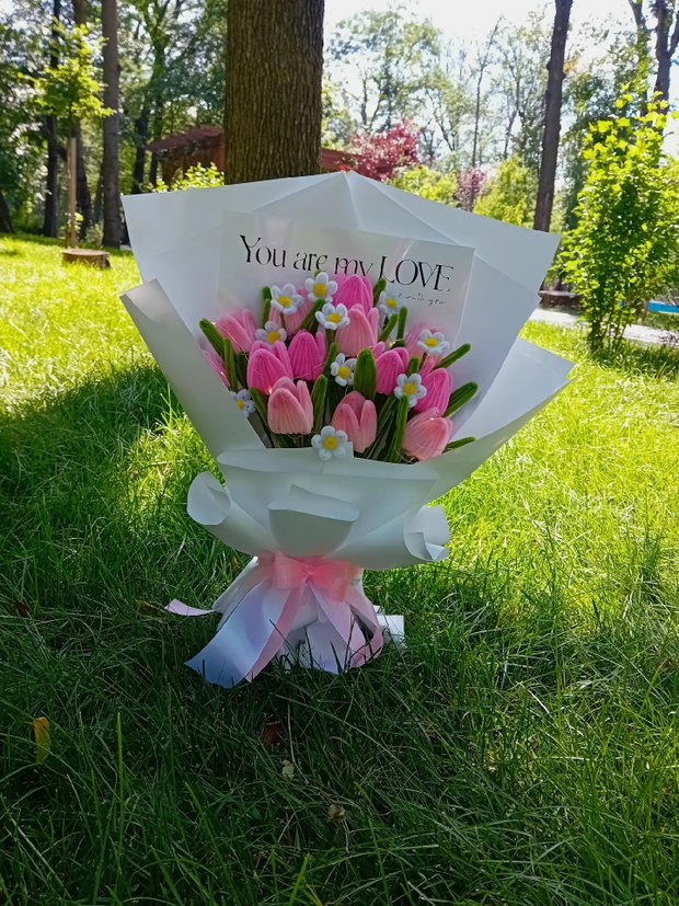 Buchet lalele roz