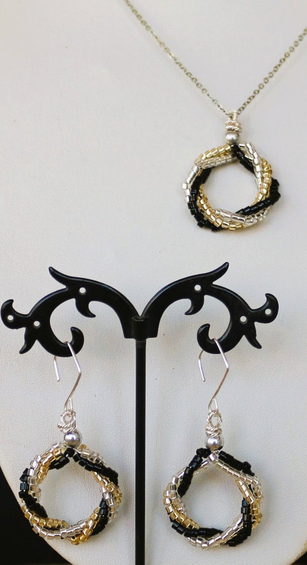 Set de bijuterii handmade  Eleganță în fiecare detaliu