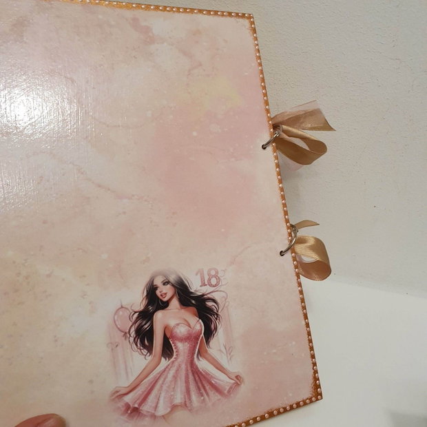 Guestbook personalizat pentru majorat / petrecere 18 ani,  model 1