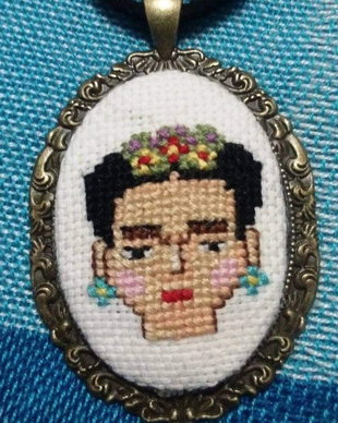 Pandantiv handmade Frida