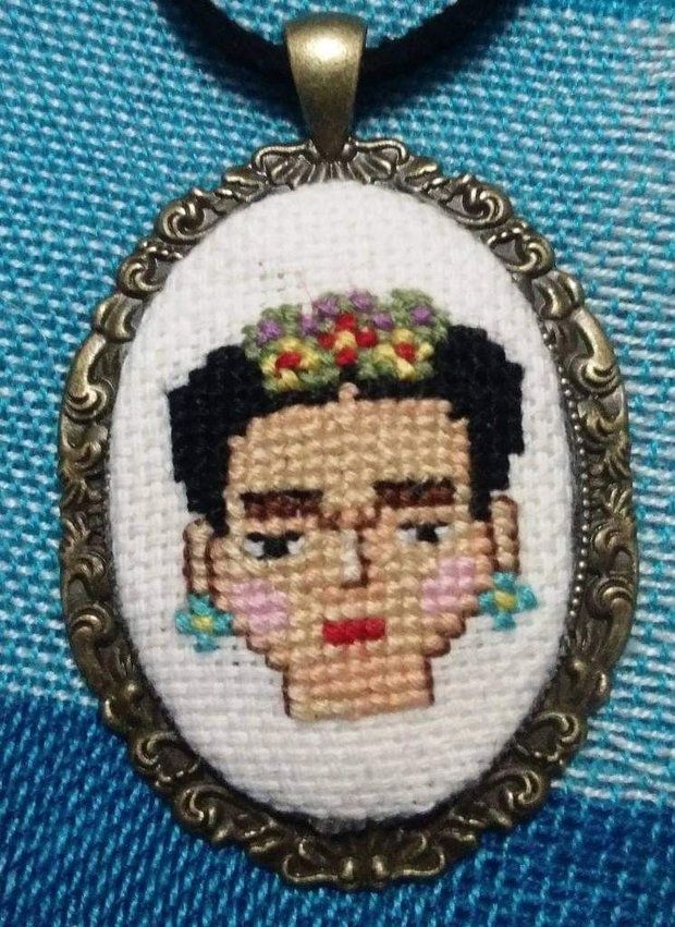 Pandantiv handmade Frida