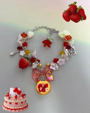 Brățară Handmade Inspirată de Hello Kitty Strawberry Cake