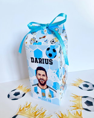 Cutii personalizate Messi, nume și vârstă