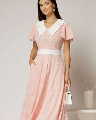 Rochie midi roz cu floricele brodate si guler alb
