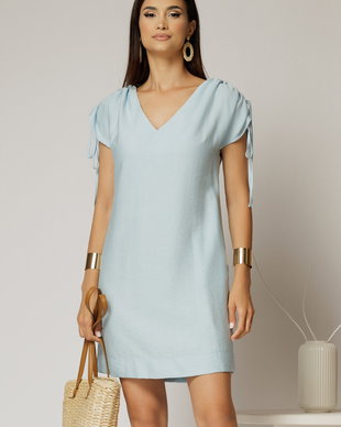 Rochie scurta bleu cu croi drept din rayon cu decolteu in V si snur la maneci