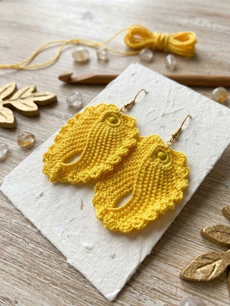 Cercei crosetati, aripi de inger
