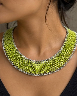 Colier huichol verde