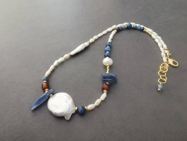 Colier kyanite, perle de cultura si granat CP56