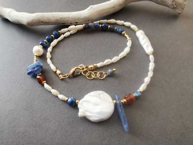 Colier kyanite, perle de cultura si granat CP56