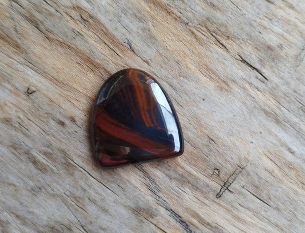 Cabochon pirita in jasp rosu, 23x20x4.5 mm