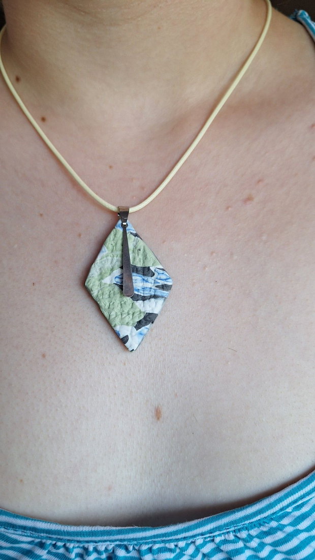 Set bijuterii handmade - Cercei și colier din lut polimeric, model geometric