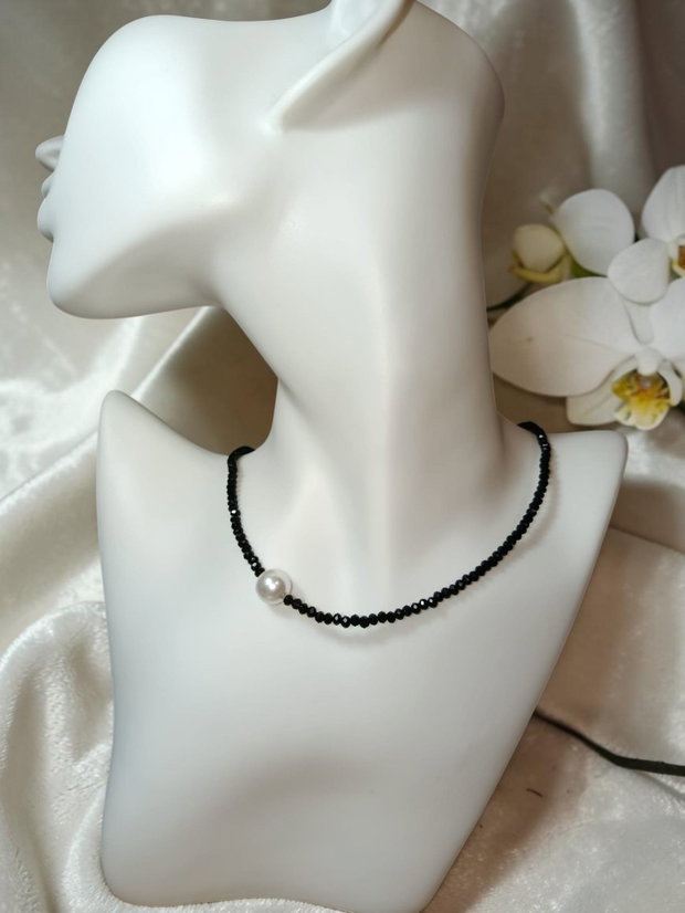 Colier Choker Cristale Negre Și Perlă Mallorca