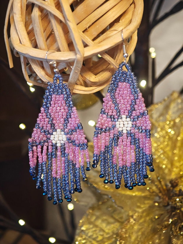 Cercei unicat Boho lungi margareta lila din mărgele sticla Cehia