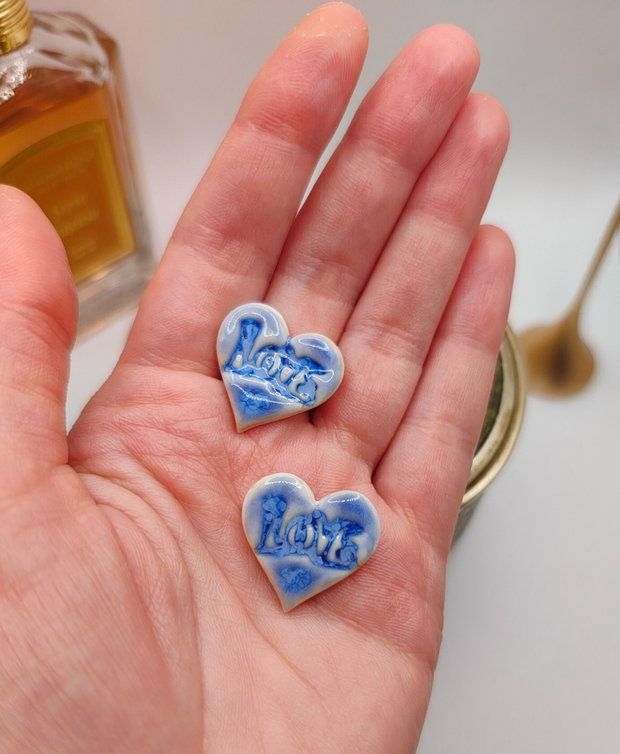 Set Love alb-albastru cu brosa si inel portelan