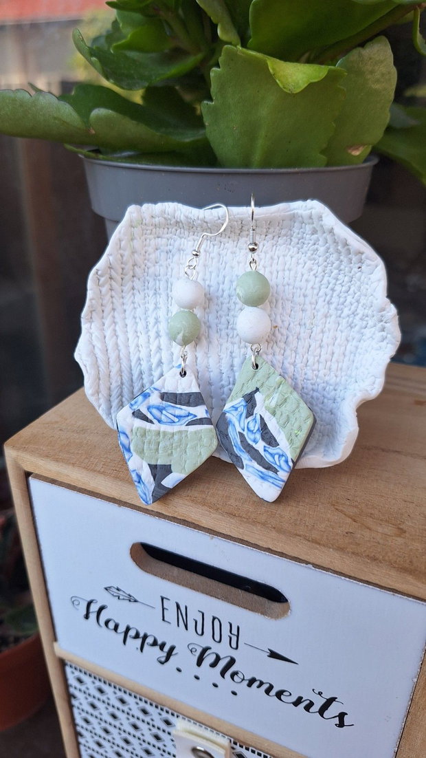 Set bijuterii handmade - Cercei și colier din lut polimeric, model geometric