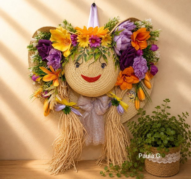 Decoratiune handmade "Bucurie cu o palarie"