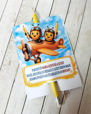 Card personalizat cu creion, cadou prima zi de scoala - tema albinute