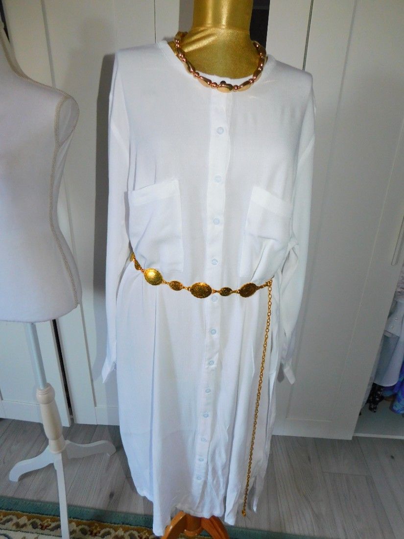 Rochie noua deosebita, masura 50 - 52, cordon nou si colier asortat cadou