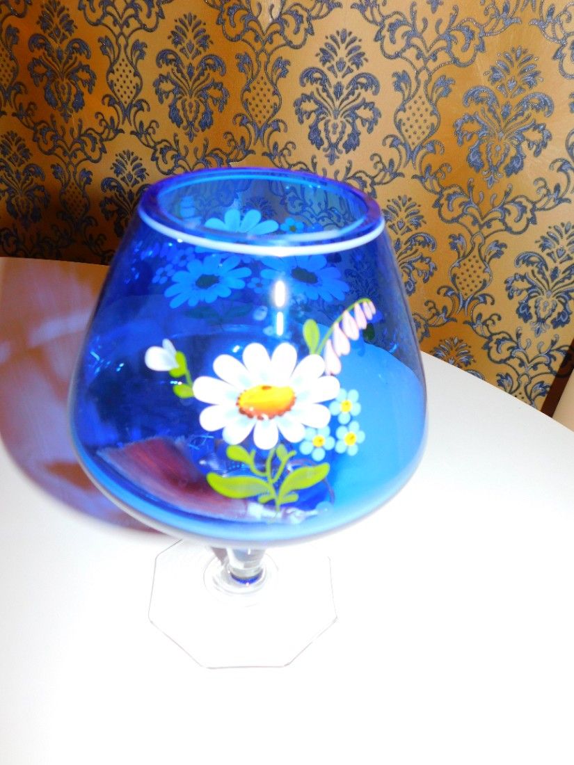 Cristal albastru Bohemia, pictat manual , neutilizat