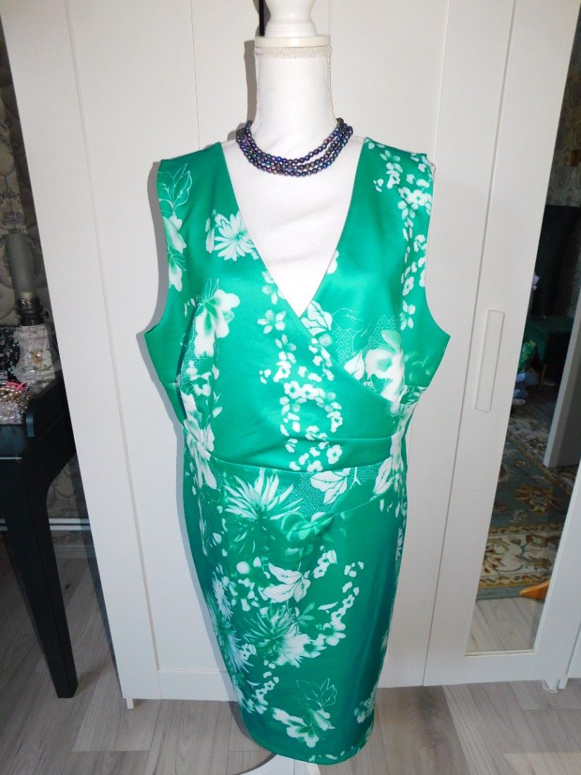 Rochie noua, Body Flirt Boutique masura 48 / 50 , deosebita
