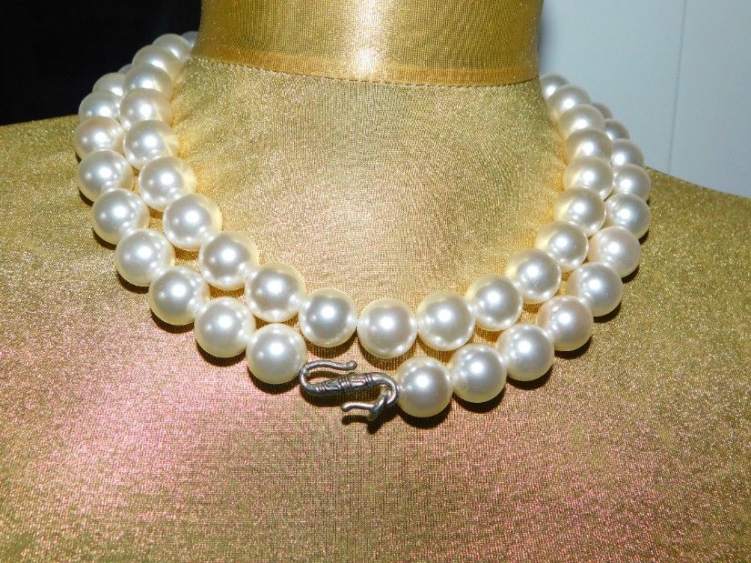 Colier perle Italia, dublu sir, masive , acoperite cu sidef