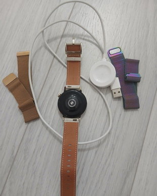 Smartwatch Huawei Watch GT 3 + 3 Brățări (Piele + 2 Cadou) + Încărcător