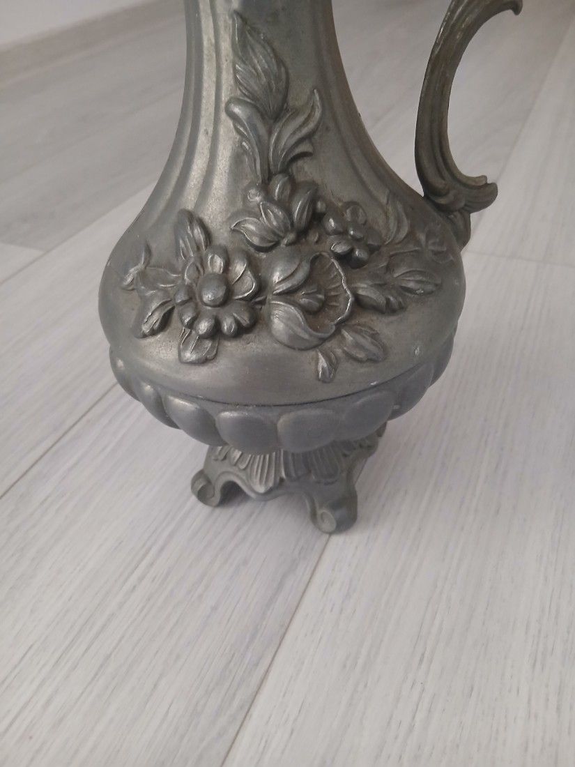 Carafă / Vază decorativă vintage din cositor (Peltrato 95% Italia