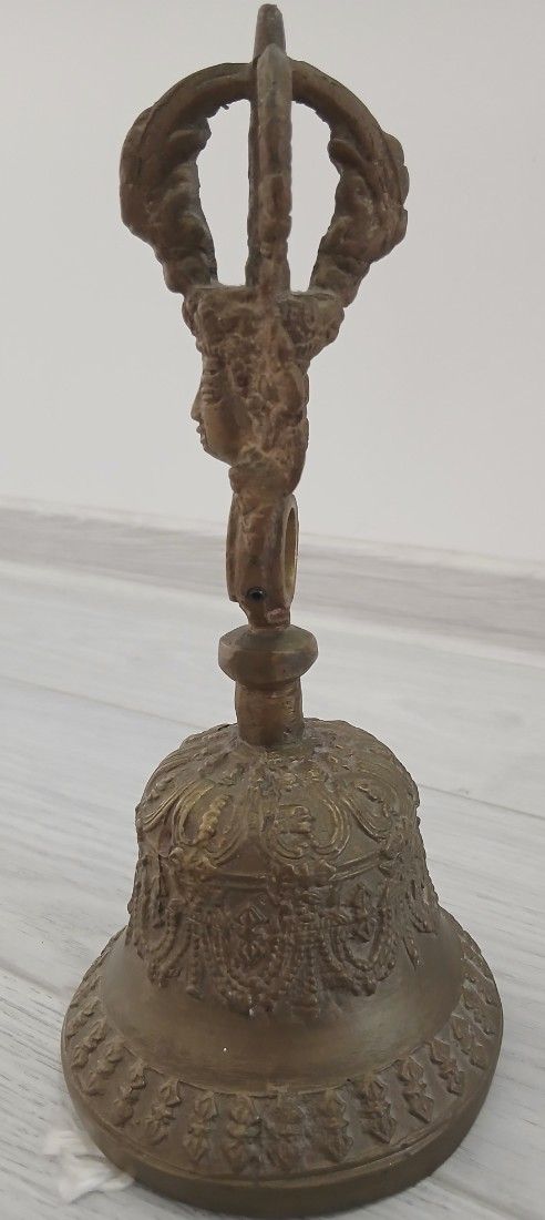 Clopot ritualic tibetan Ghanta / Vajra din bronz masiv vintage