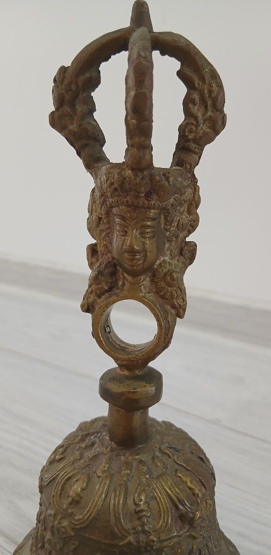 Clopot ritualic tibetan Ghanta / Vajra din bronz masiv vintage
