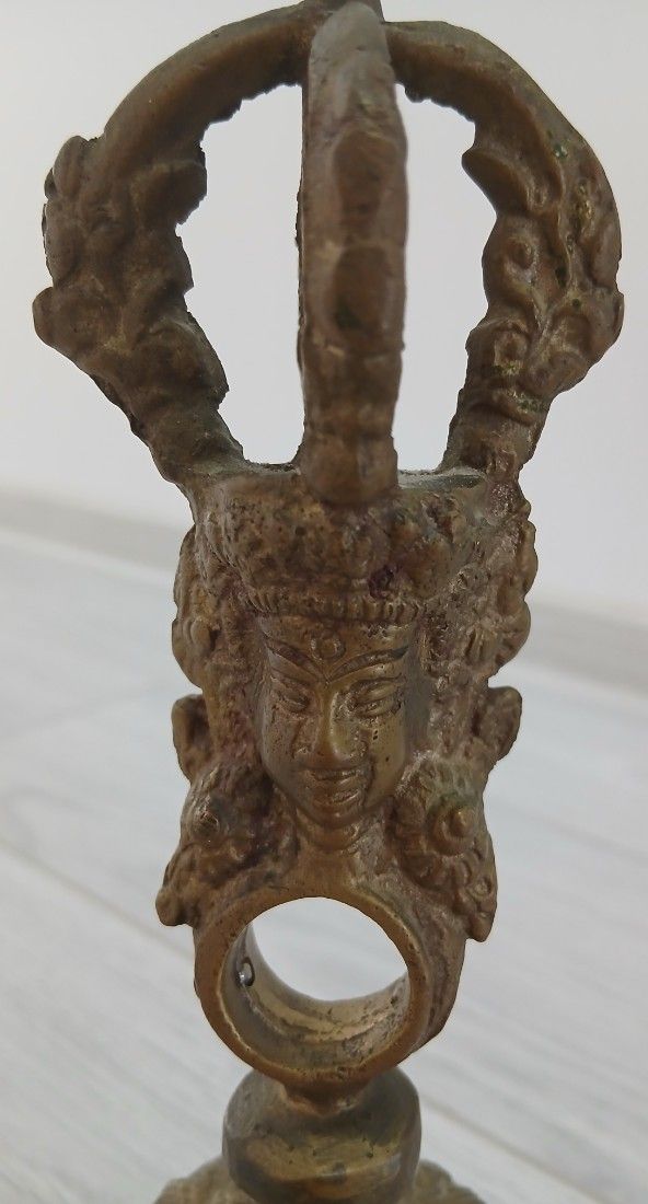 Clopot ritualic tibetan Ghanta / Vajra din bronz masiv vintage