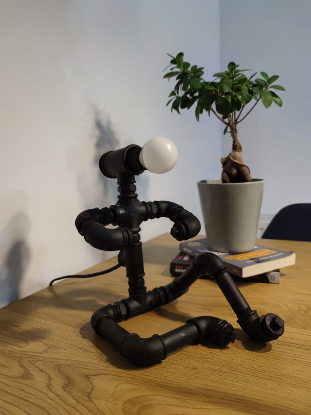 Lampa in stil industrial