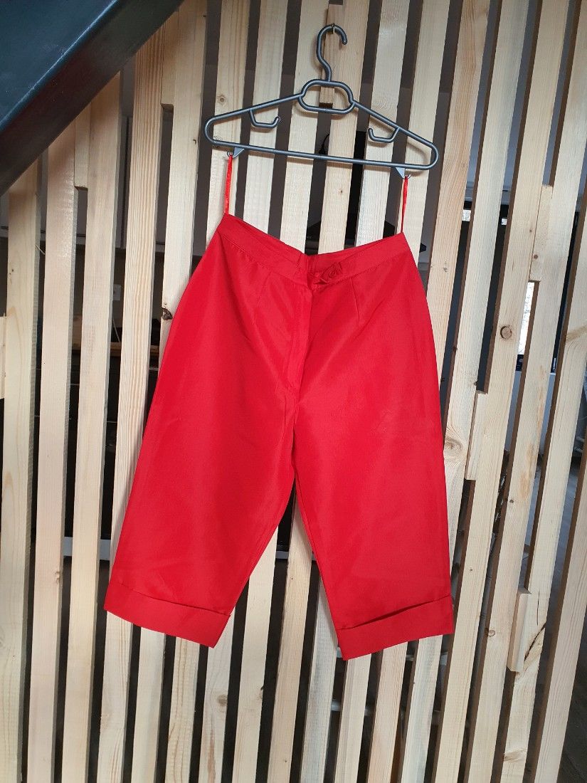 Pantaloni lejeri