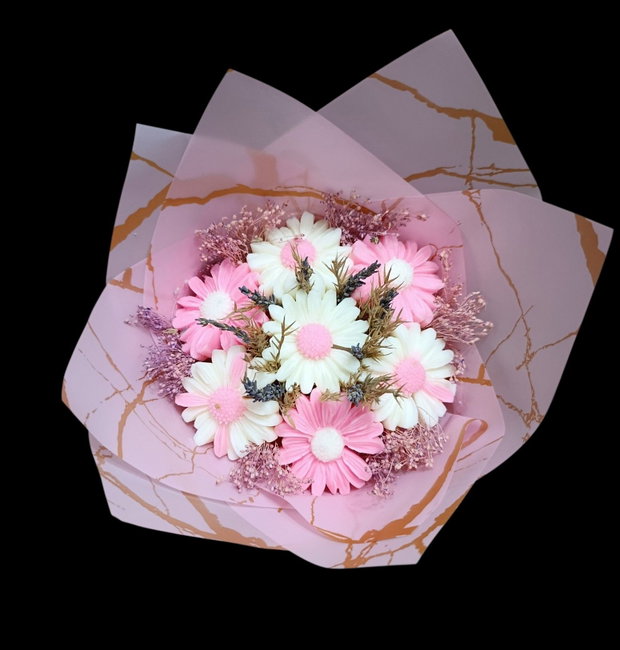 Buchet margarete din ceară de soia