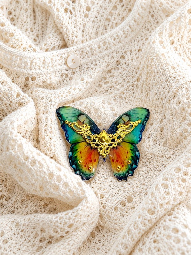 Broșă fluture 02218