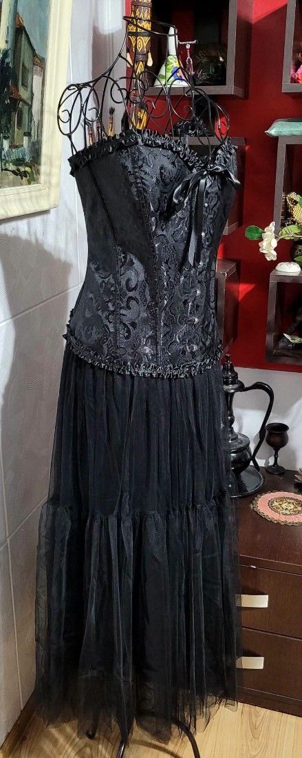 Fusta neagra tull mărime 42-48
