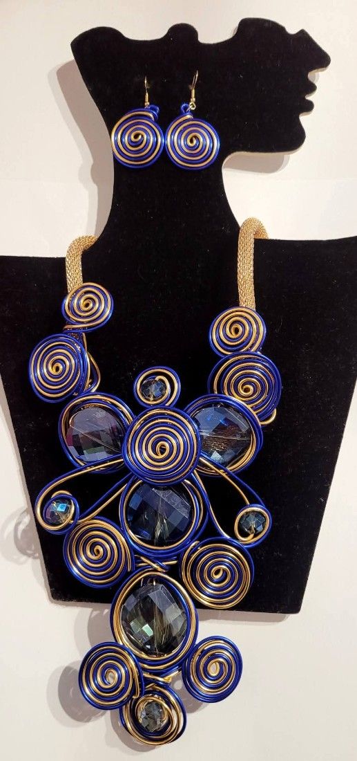 Colier și cercei handmade