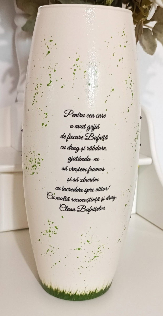 Vaza personalizată pentru Grupa Bufnițelor