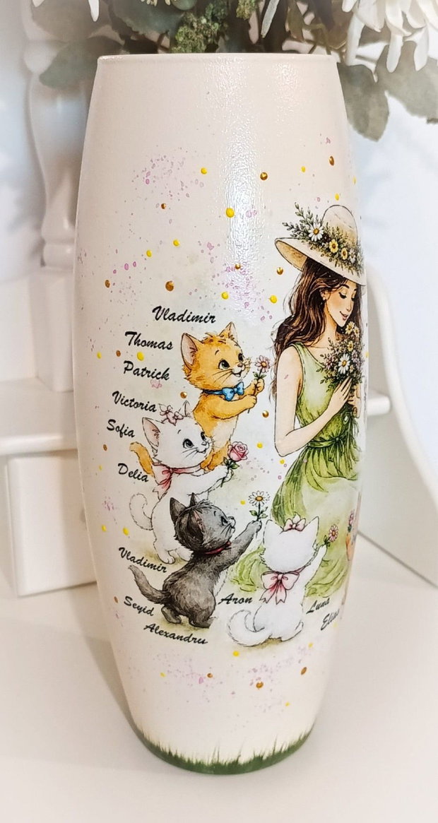 Vază personalizată pentru Grupa Pisicuțelor