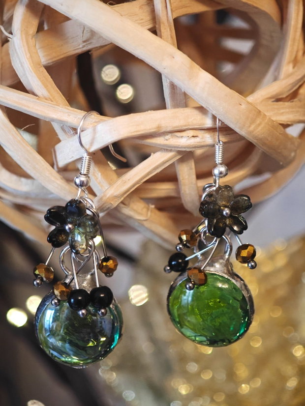 Cercei unicat sticla și perle Swarovski negru-verde