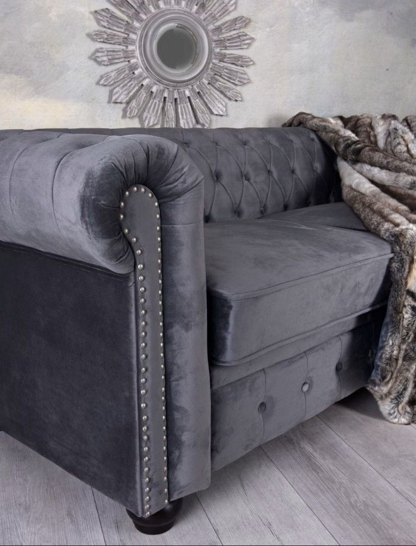Sofa Chesterfield din lemn masiv cu tapiterie gri soarece