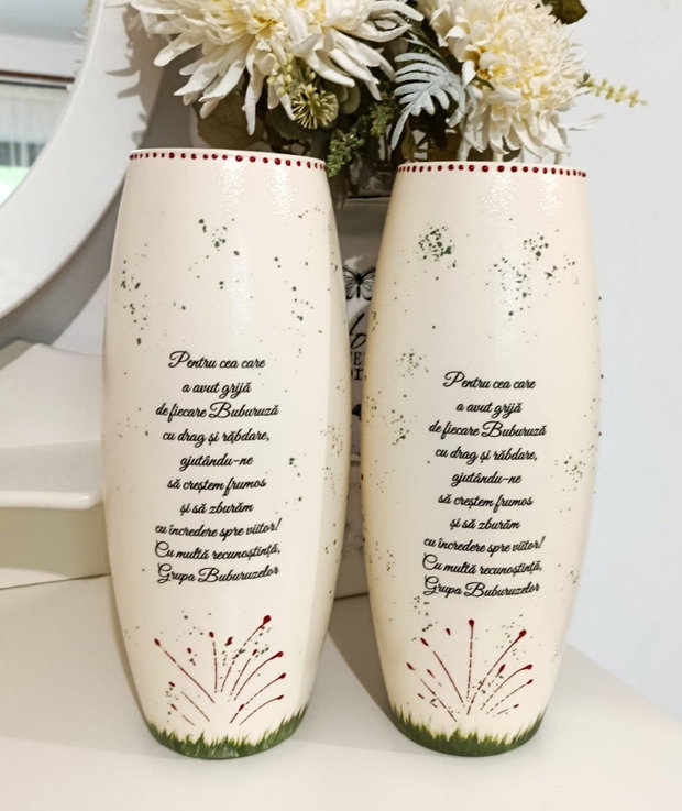 Vază personalizată pentru Grupa Buburuzelor