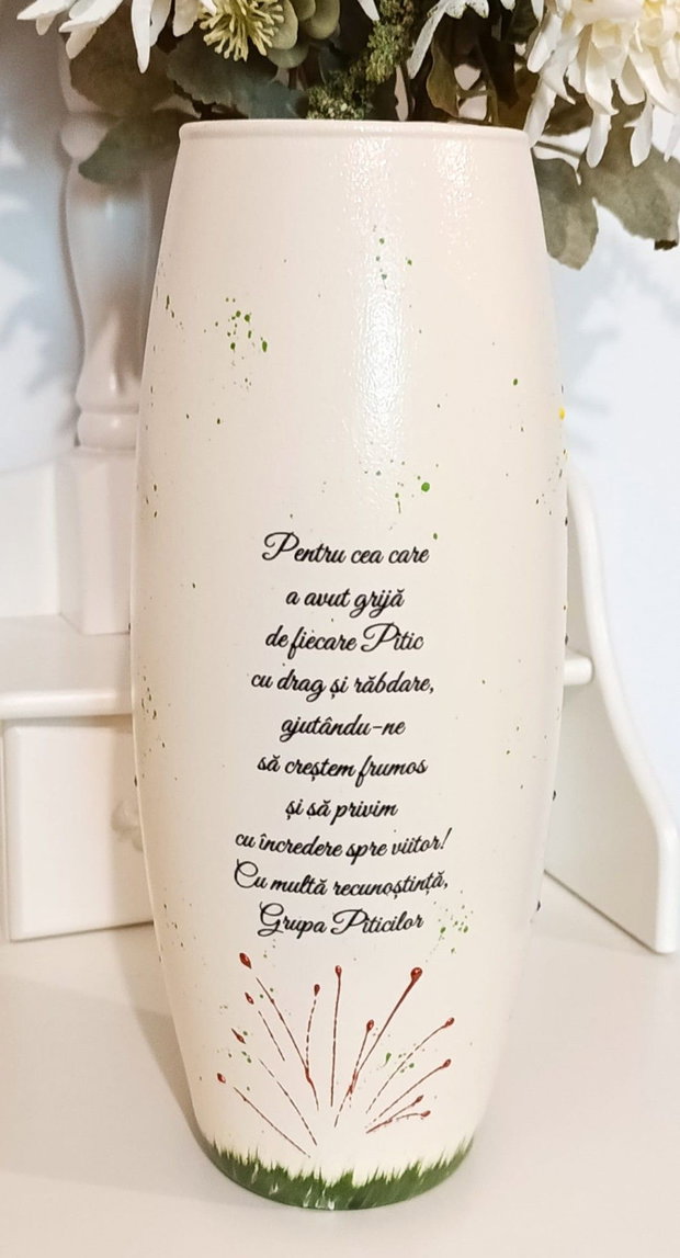 Vază personalizată pentru Grupa Piticilor