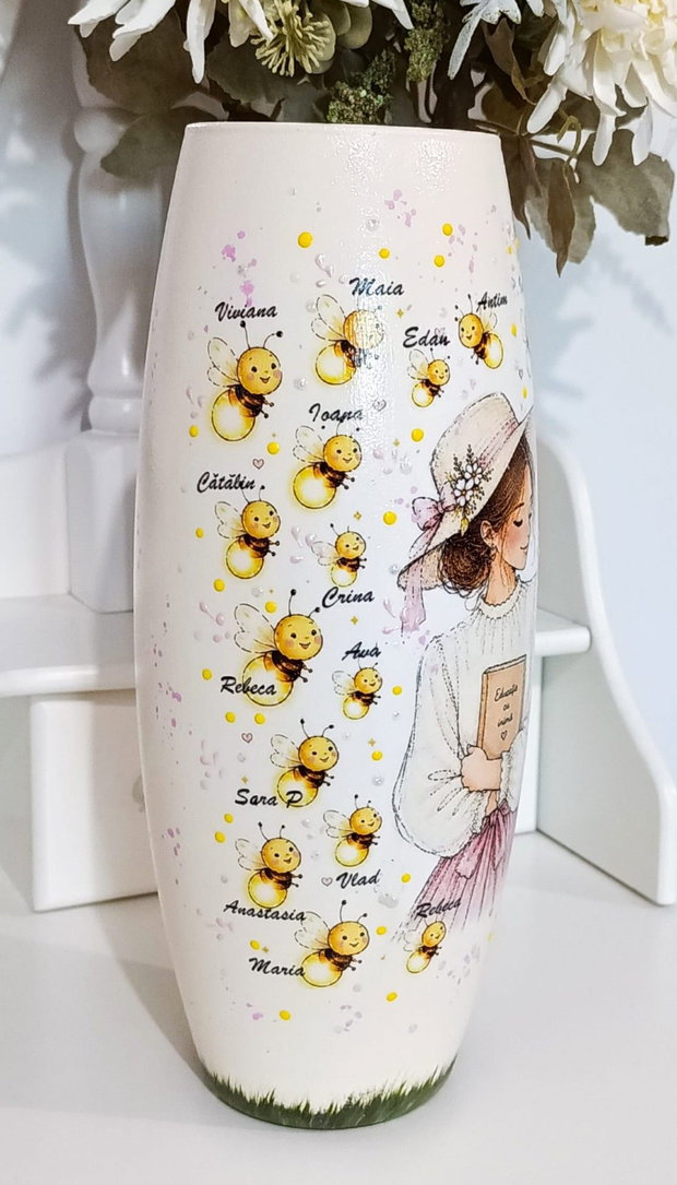 Vază personalizată pentru Grupa Licuricilor