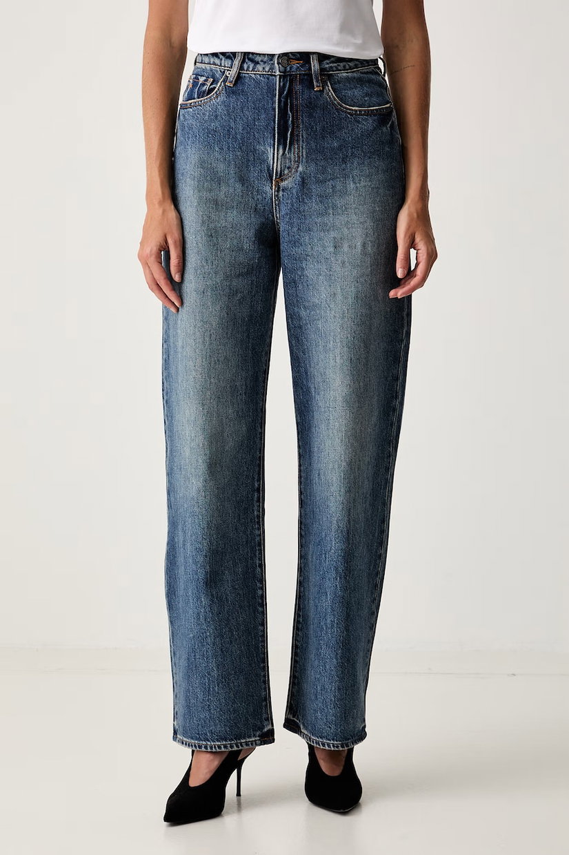 Armani Exchange blugi relaxed fit pentru femei