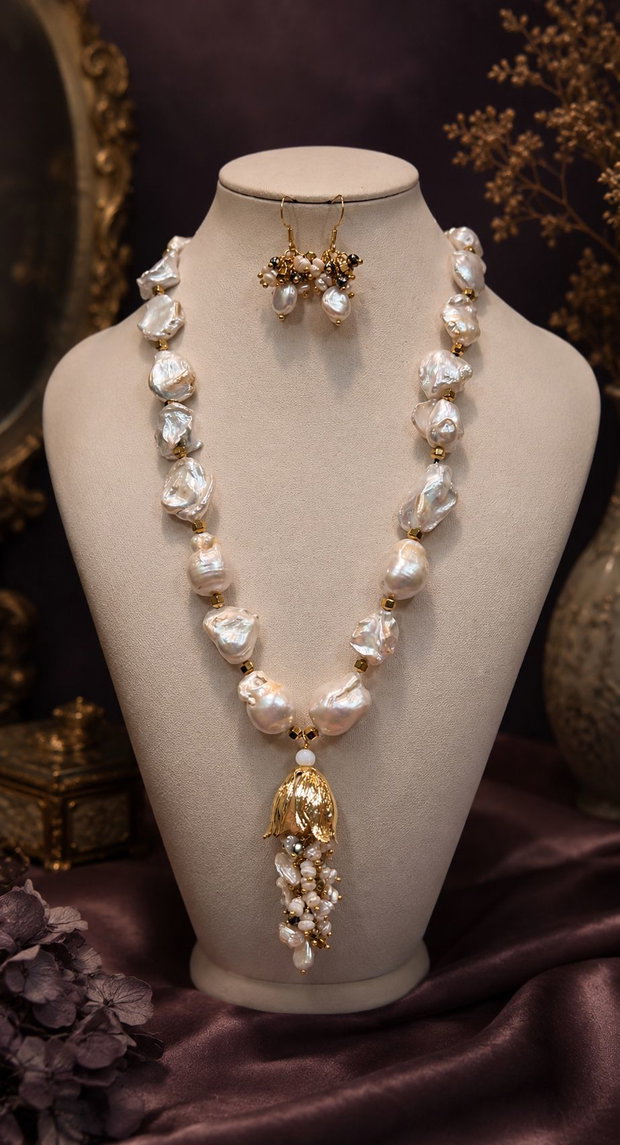 SET ~SILENT ELEGANCE~perle baroc,hematit,,perle cultură,accesorii metalice placate cu aur și inox auriu