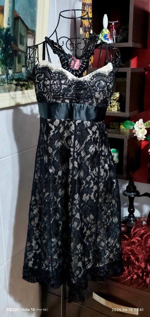 Rochie eleganta mărime M