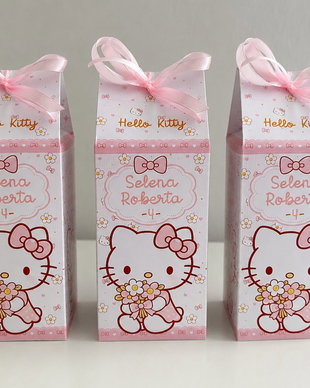 Cutii Hello Kitty personalizate