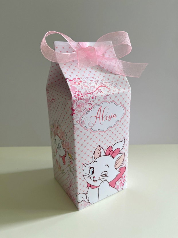 Cutii Pisicuța Marie personalizate