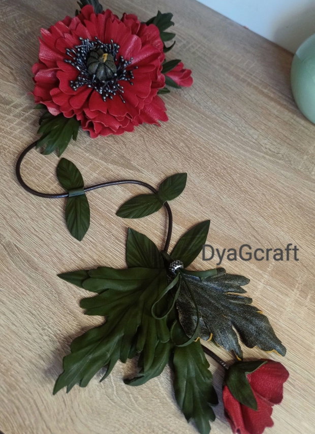 Accesoriu  piele naturala cu maci